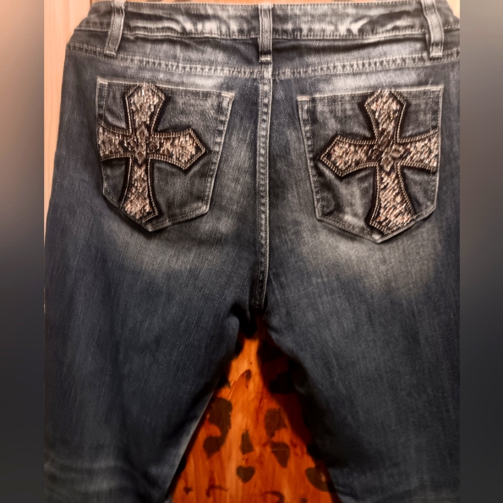 Stylish Blue Jeans with Cross Stitching MISS ME JEANS and Cowgirl Hardware Shirt